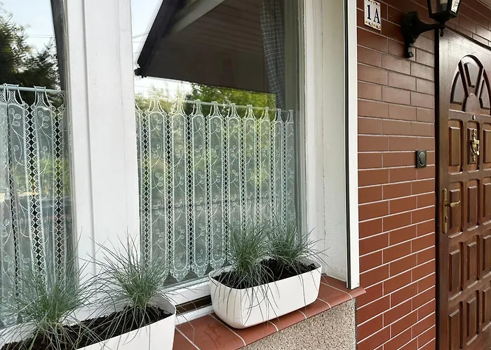 Dom wakacyjny W Strone Jeziora - Dom Z Tarasem